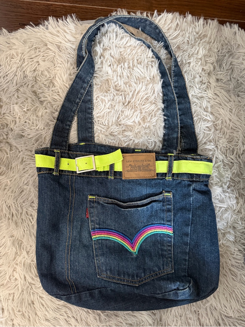 Levi's Women's Dark Denim Tote with Neon Green Belt